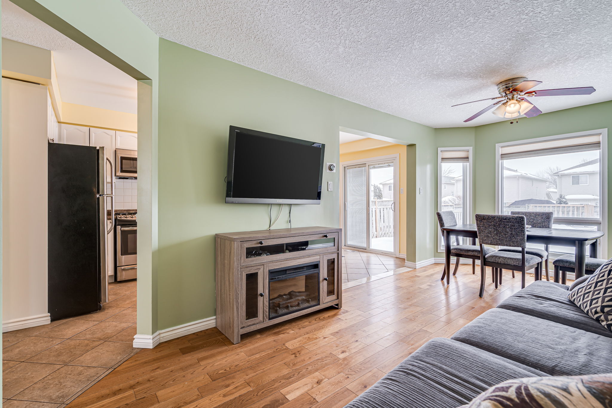  69 Colbourne Crescent, Orangeville, ON L9W 5A7, US Photo 10