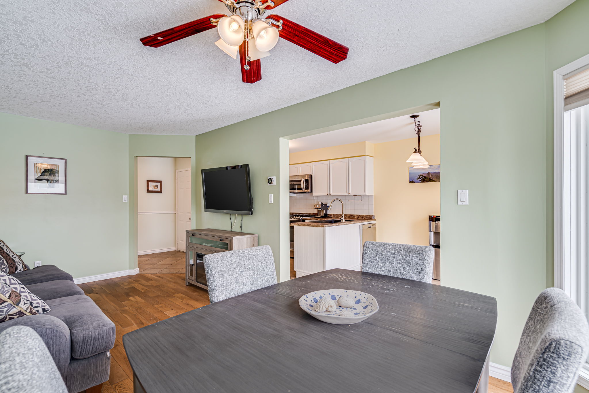  69 Colbourne Crescent, Orangeville, ON L9W 5A7, US Photo 14