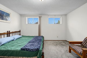  Photo 49