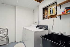  Photo 51