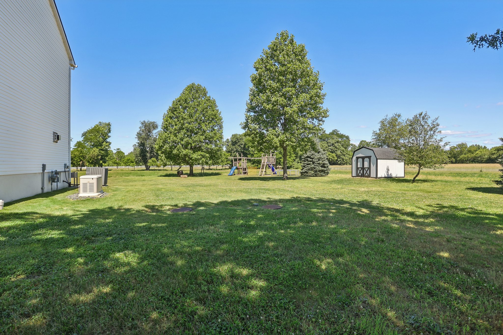Eayrestown Rd-S1706-049.jpg