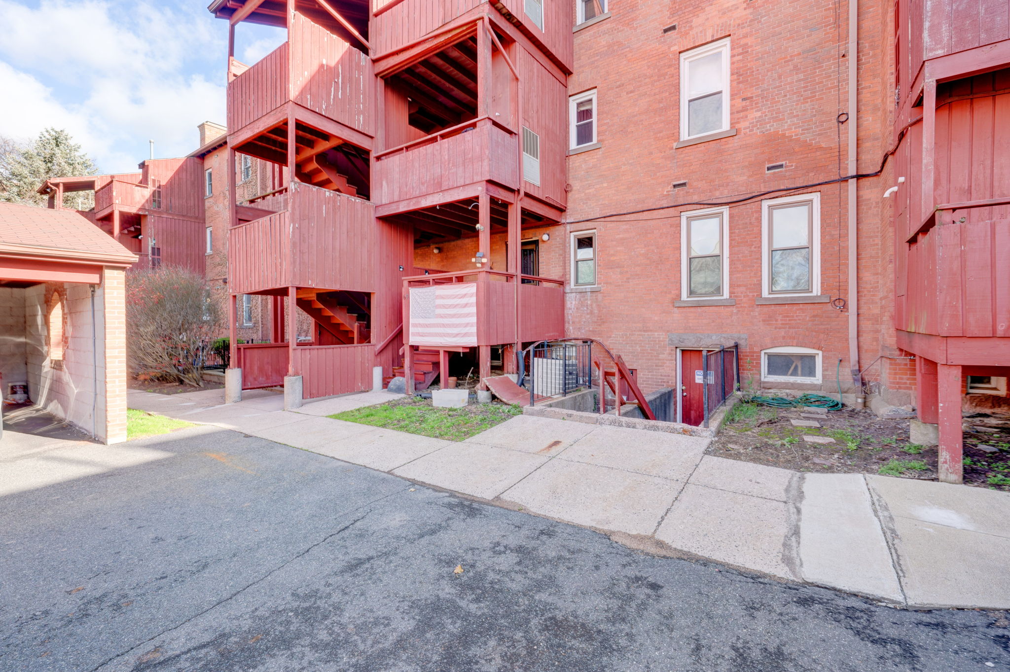 69 Imlay St, Hartford, CT 06105 Ed McCullough Photography