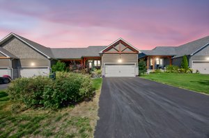 69 Landscape Drive_101 day to dusk.jpeg