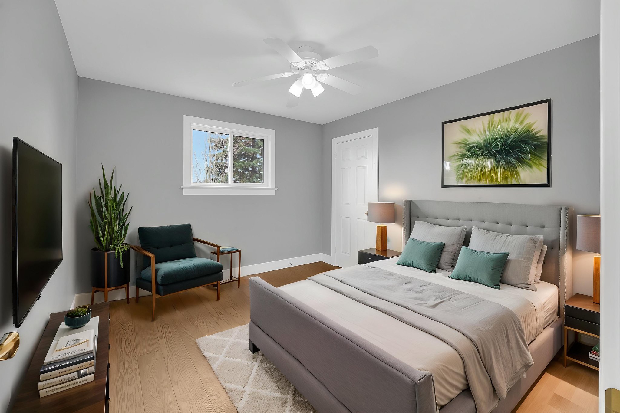 DSC09512 virtually staged.jpeg