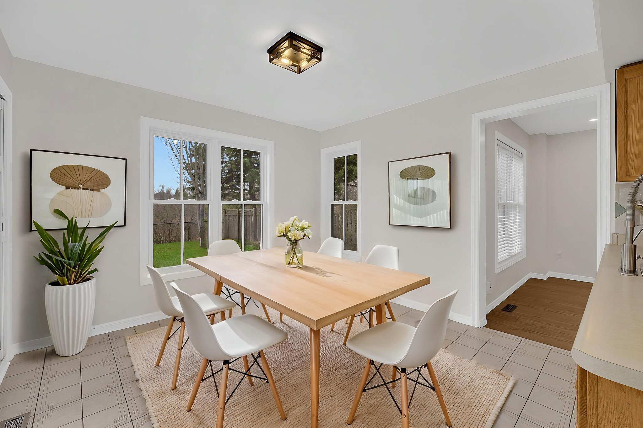 DSC09613 virtually staged.jpeg