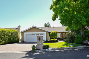  69 St Thomas Ct, Pleasant Hill, CA 94523, US Photo 3