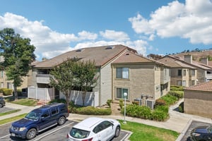 Town and Country Rd-S1007-041.jpg