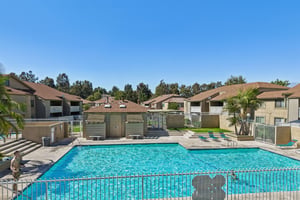 Town and Country Rd-1007-901r.jpg