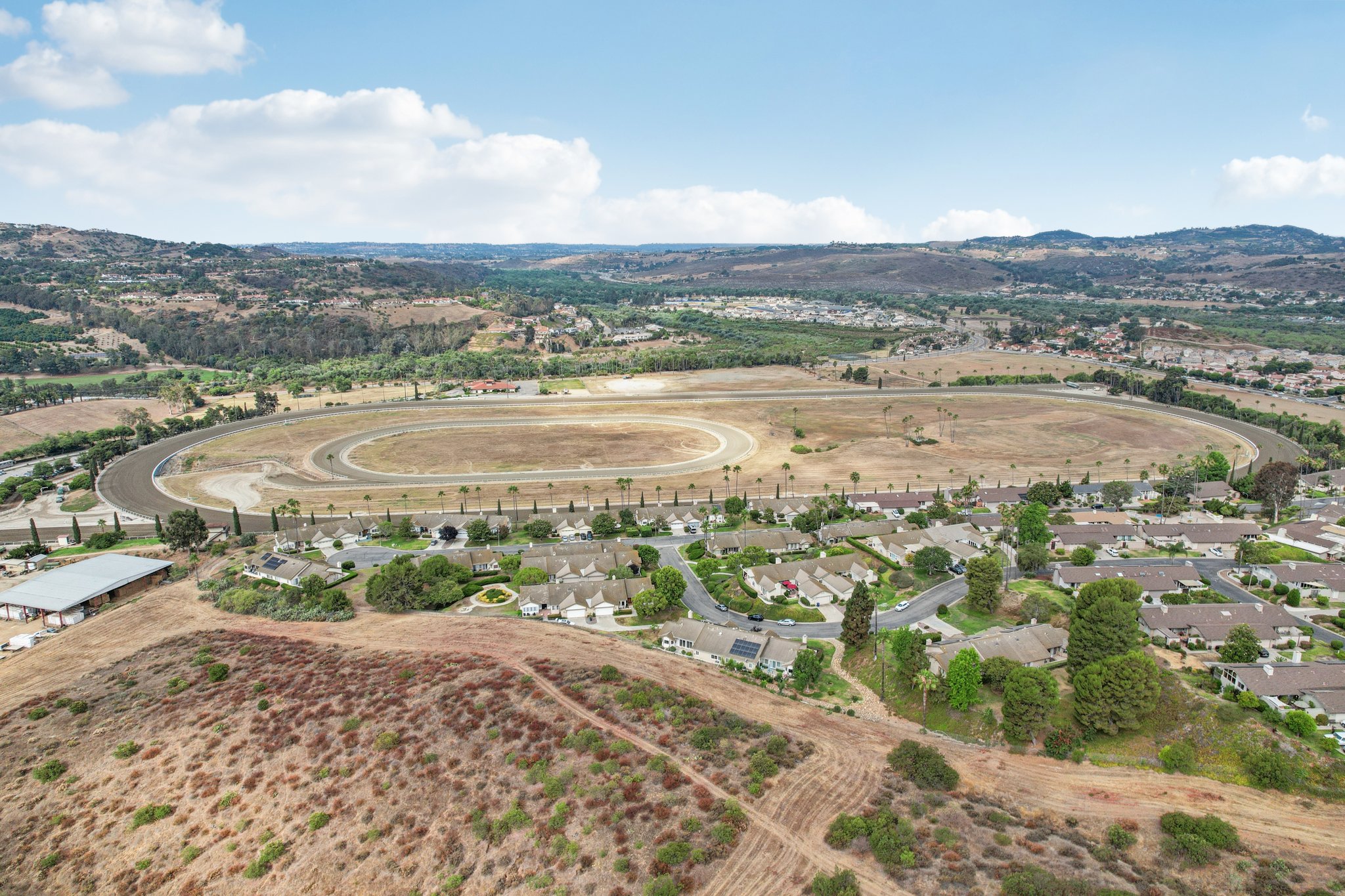 Via Larga Vista-L1707-046.jpg
