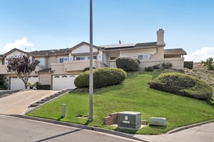 Via Larga Vista-L1707-009.jpg