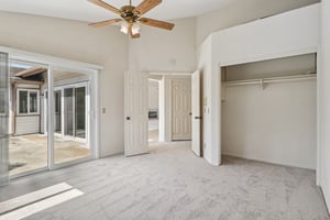 Via Larga Vista-L1707-027.jpg