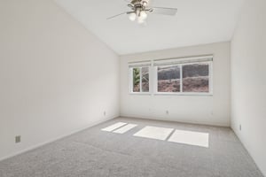 Via Larga Vista-L1707-029.jpg