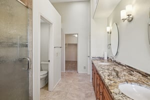 Via Larga Vista-L1707-033.jpg