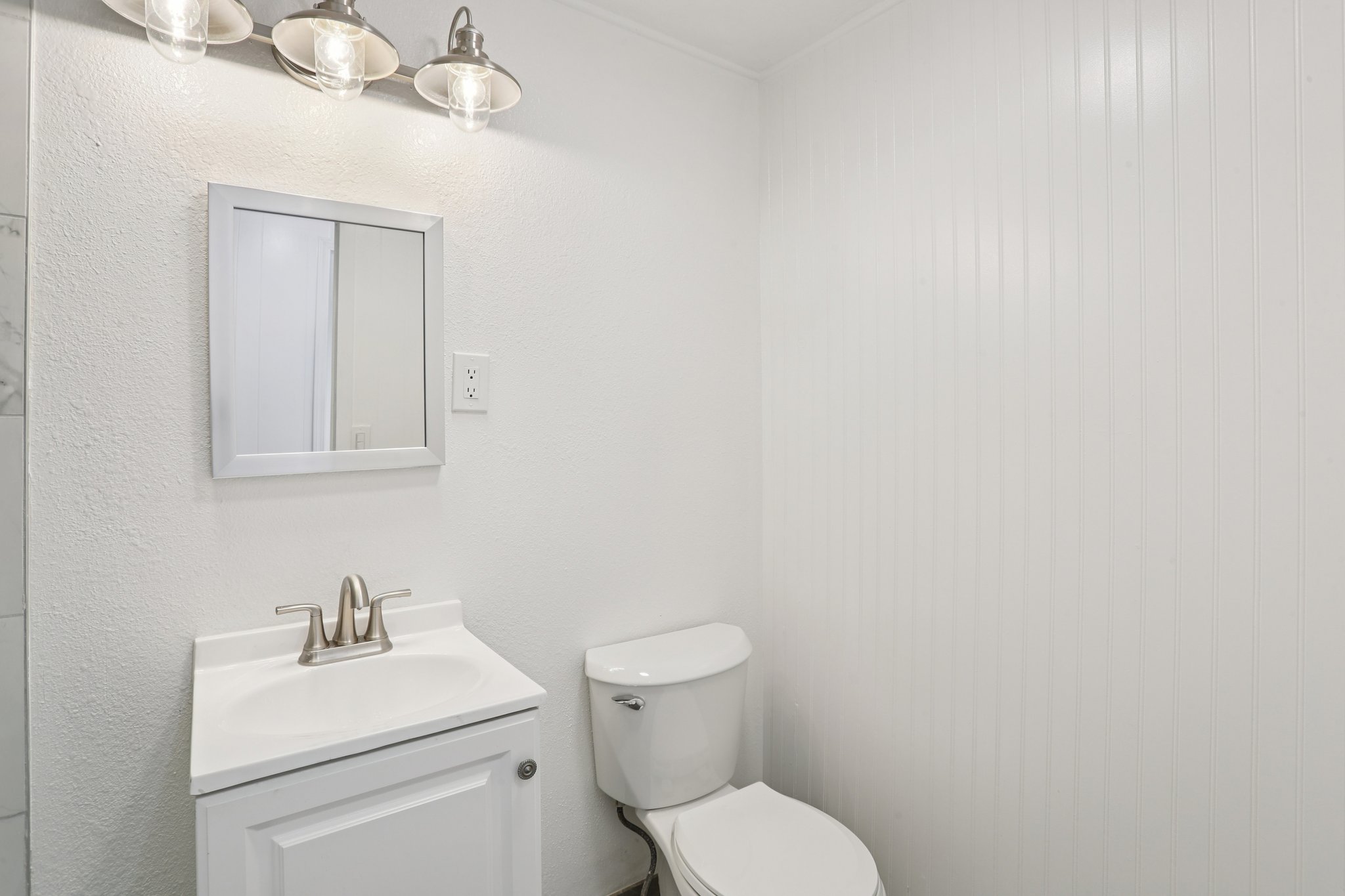 SW Liberty Bell Dr-S1703-020.jpg