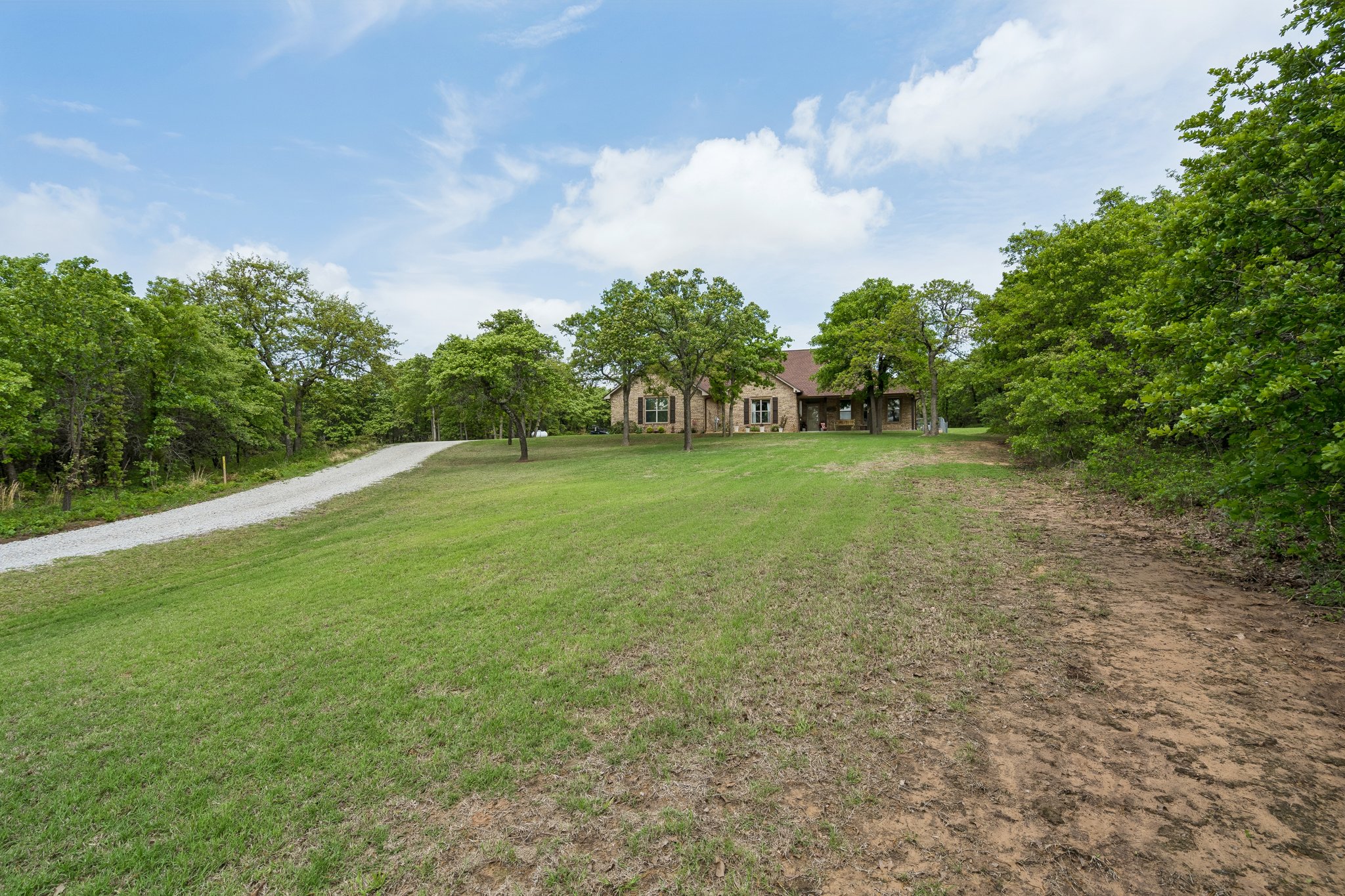 6900 Forest Oaks Rd_001 (2).jpg