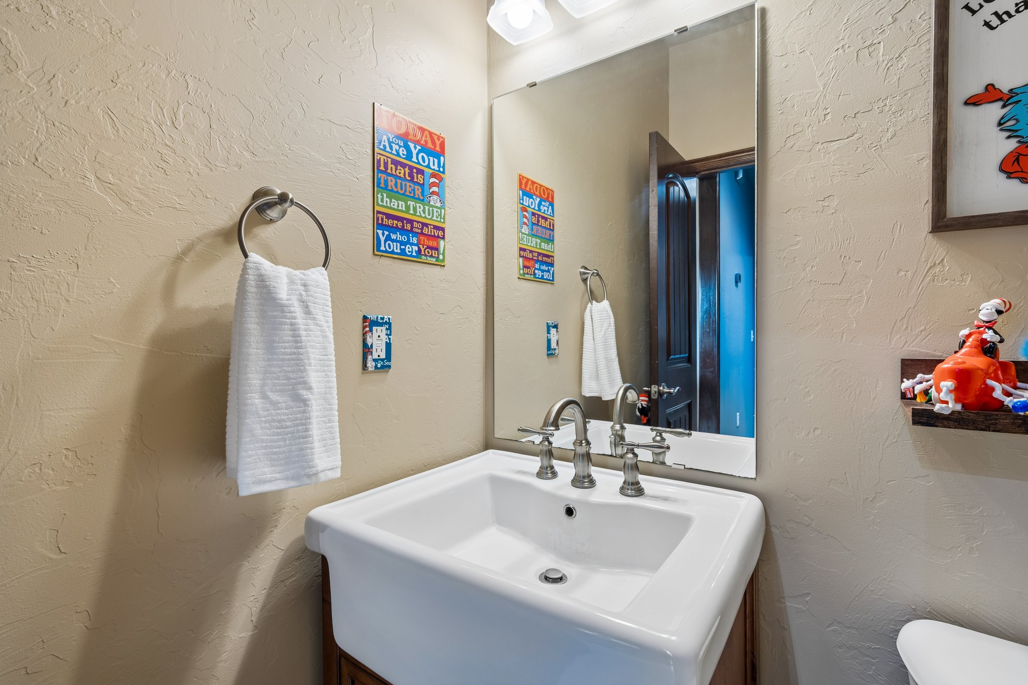 6900 Forest Oaks Rd_009.jpg