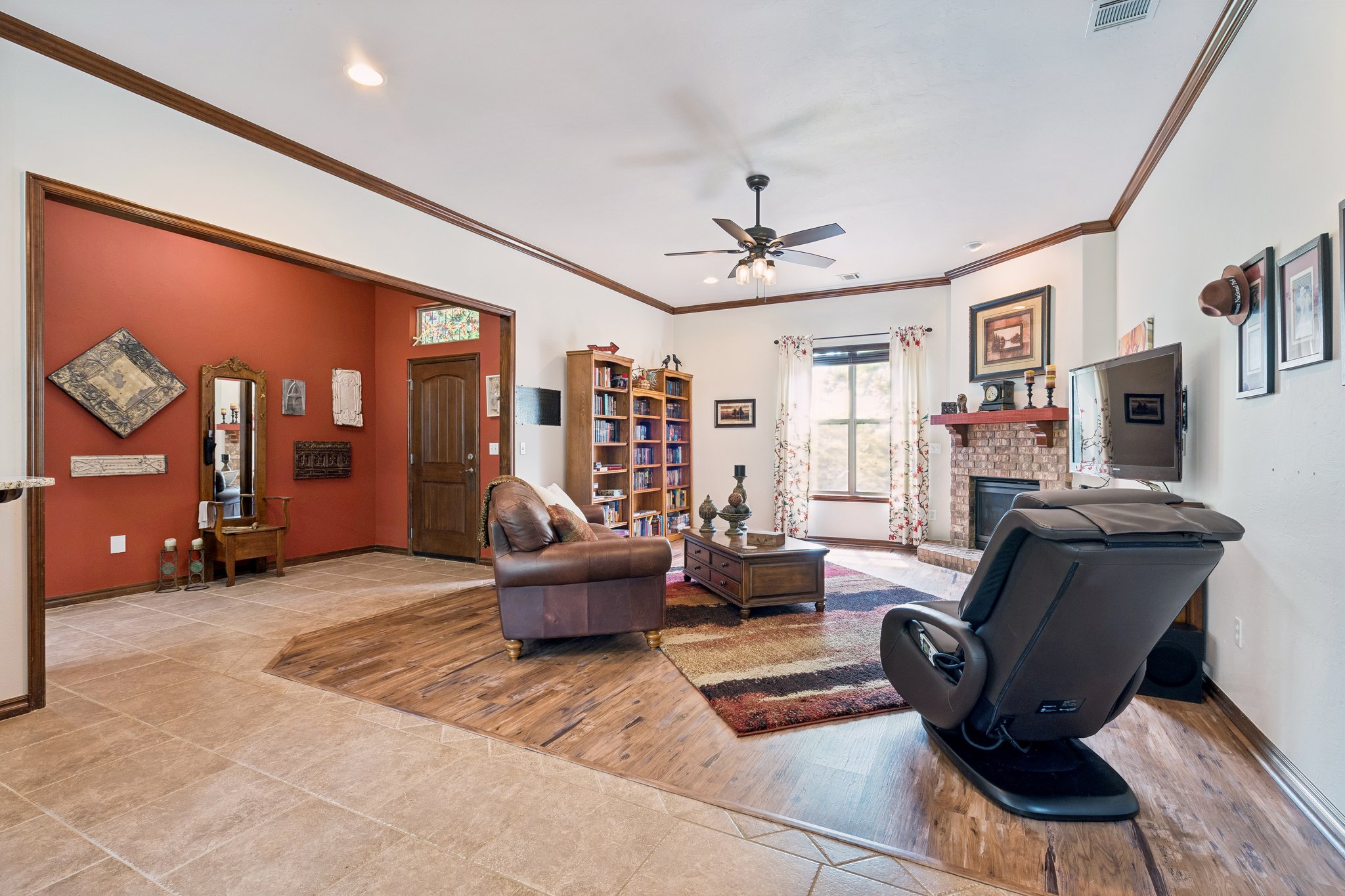 6900 Forest Oaks Rd_018.jpg