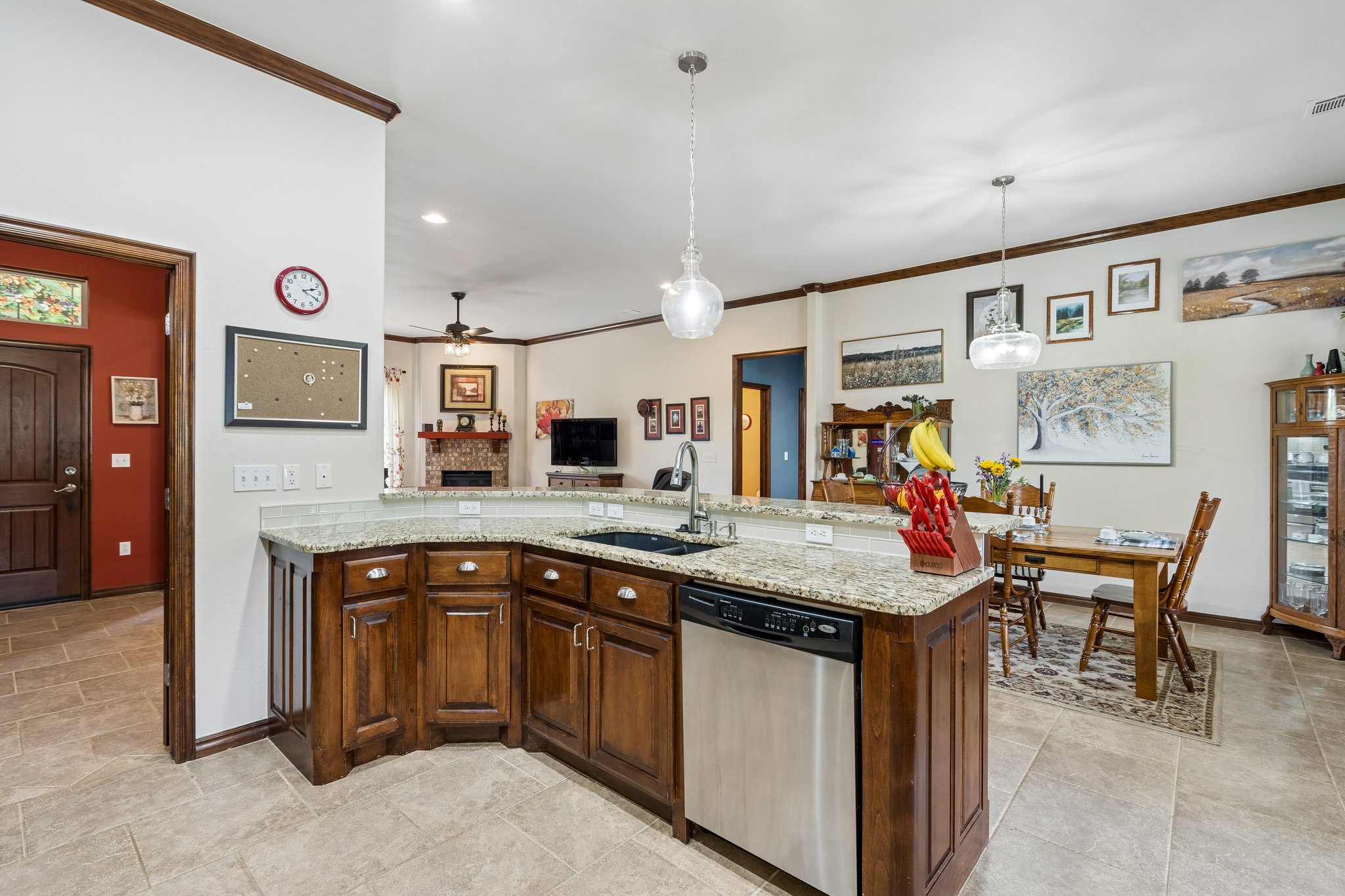 6900 Forest Oaks Rd_023.jpg