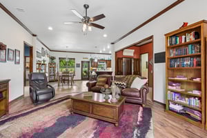 6900 Forest Oaks Rd_015.jpg