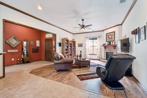 6900 Forest Oaks Rd_018.jpg