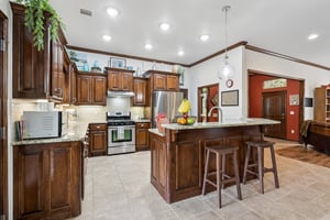 6900 Forest Oaks Rd_020.jpg