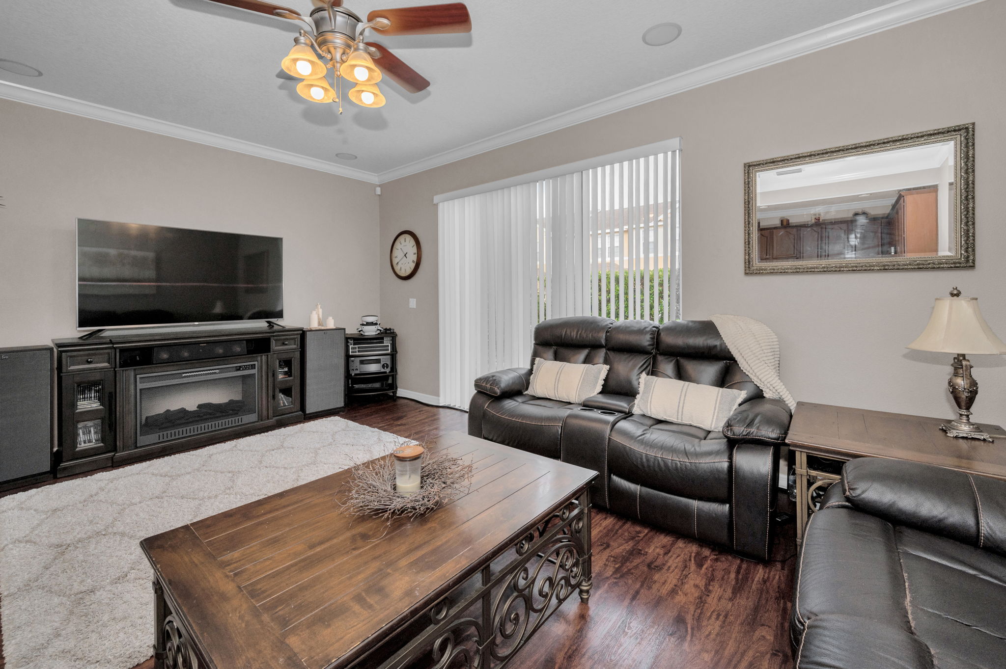 Living Room2