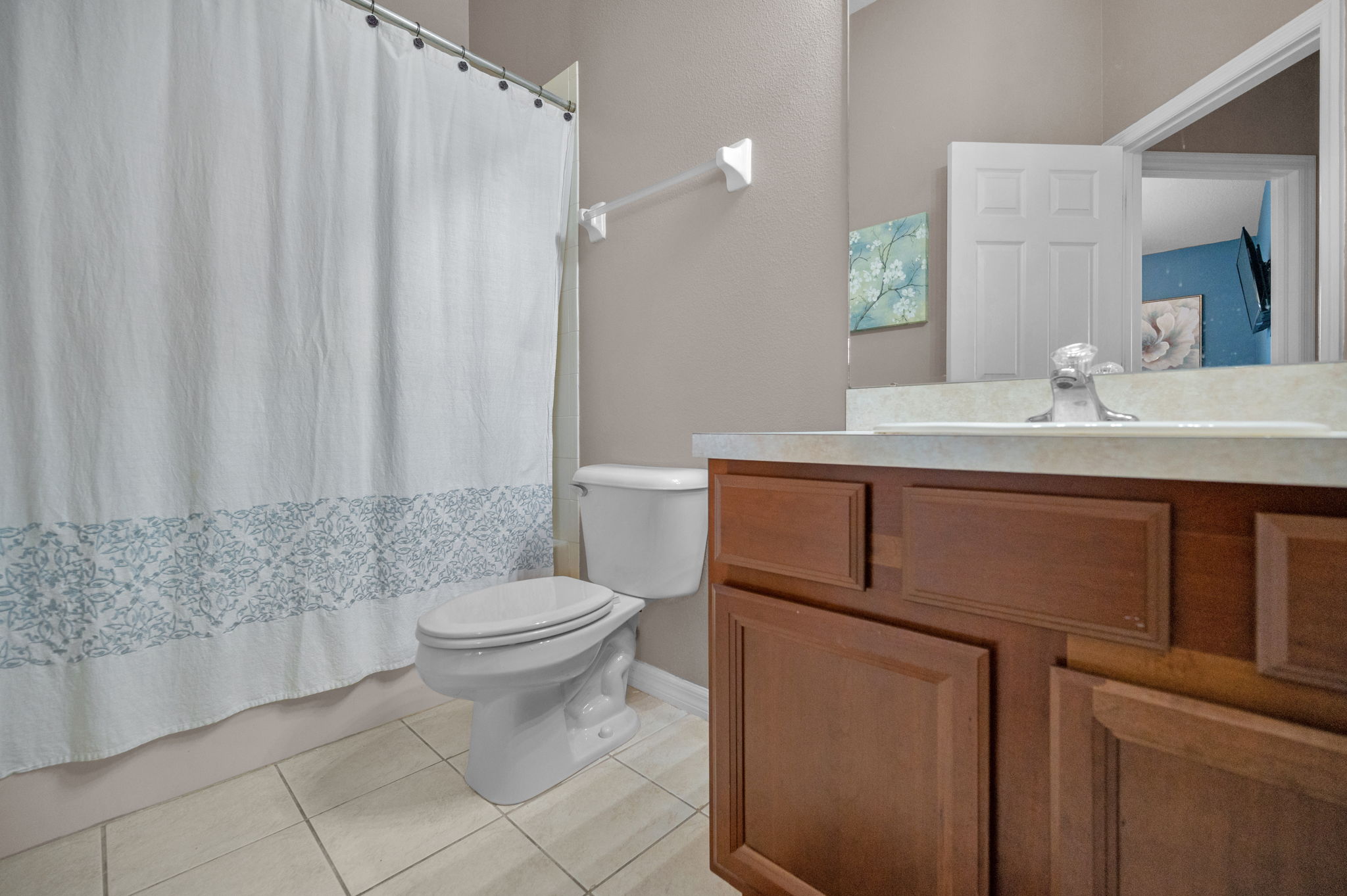 Upper Level Bathroom