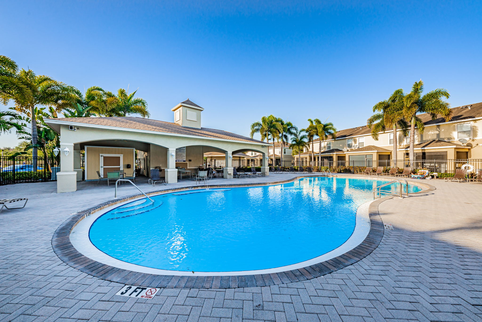 8-Pool-2