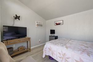  Photo 49