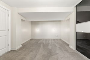  Photo 51