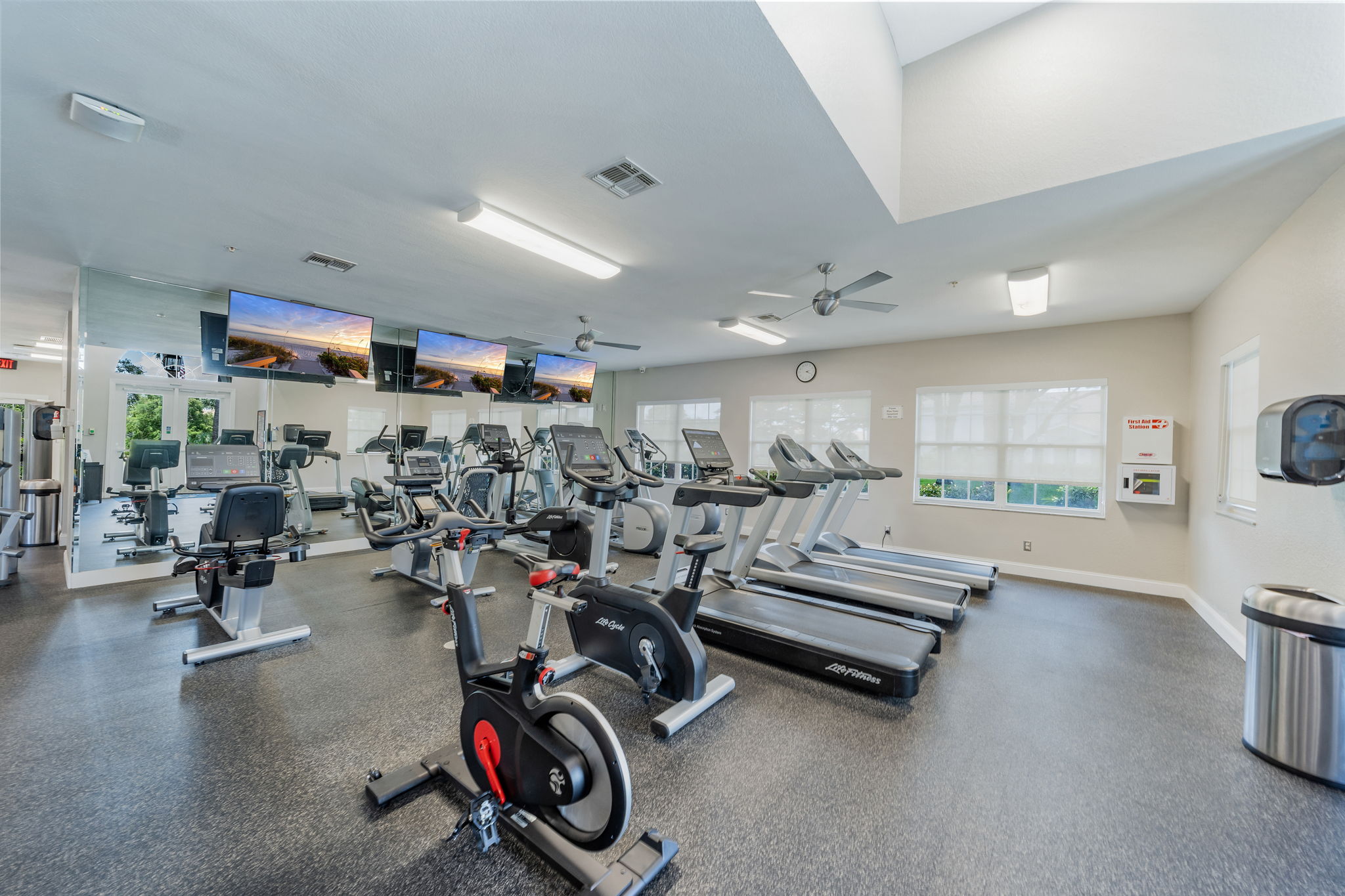 Club Fitness Center