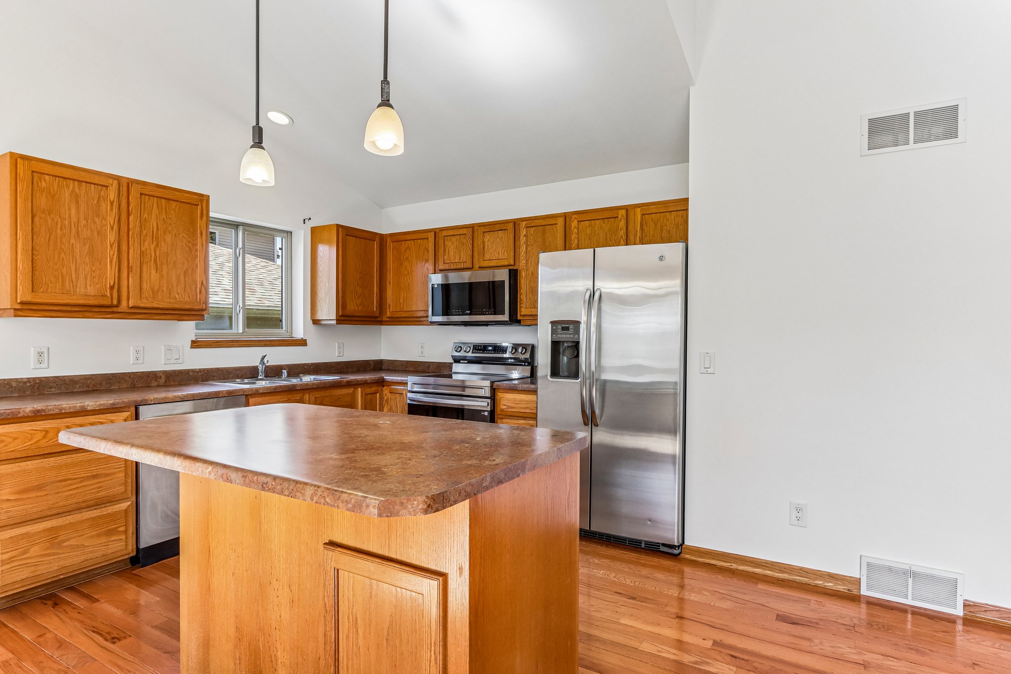Buckhorn Dr-S2909-010.jpg