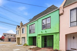 003_F8_691 32nd Ave