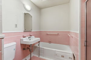 026_F8_691 32nd Ave