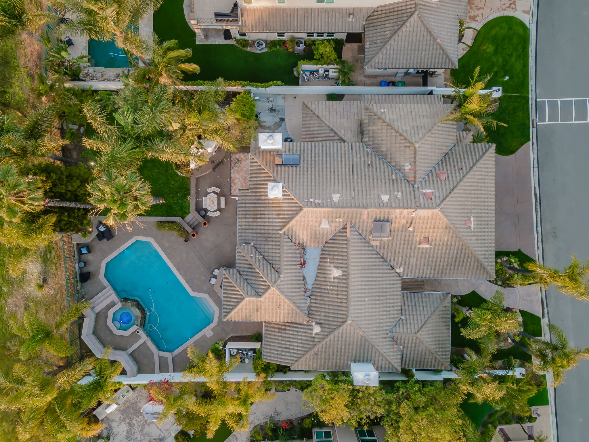 691 Larchmont St, Simi Valley, CA 93065, USA Photo 72