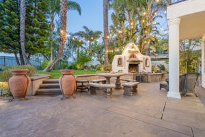 691 Larchmont St, Simi Valley, CA 93065, USA Photo 73