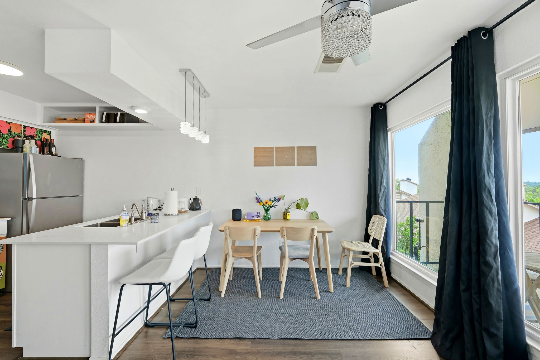 Dining/Kitchen