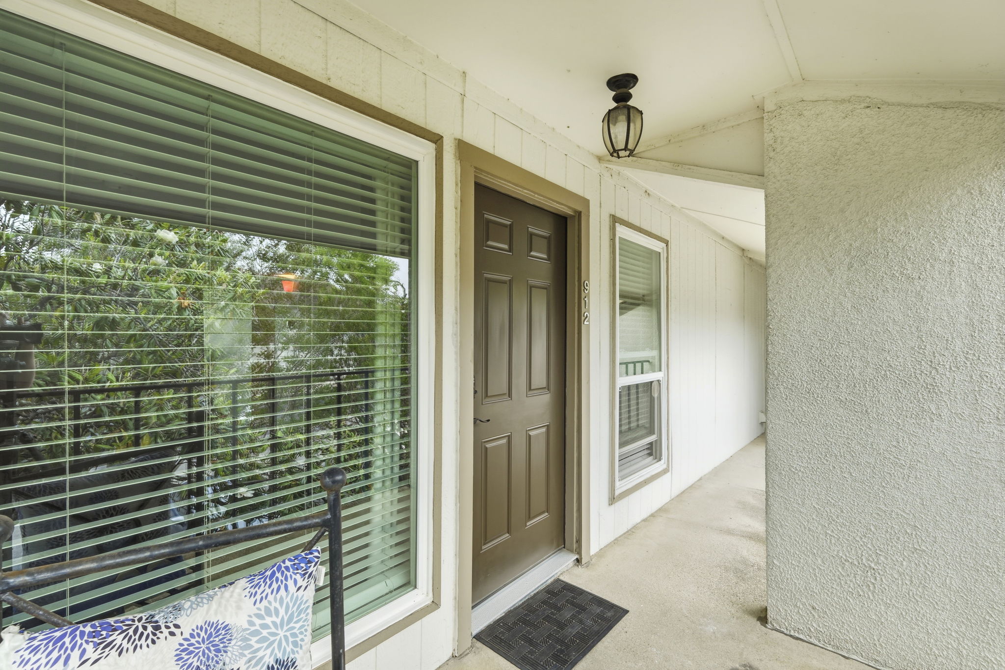 Front Entry Detail