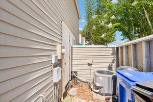 Lake Pl Ct-S2306-038.jpg