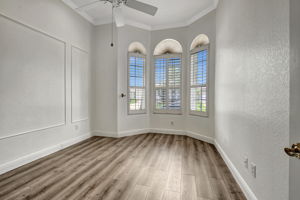  Photo 31