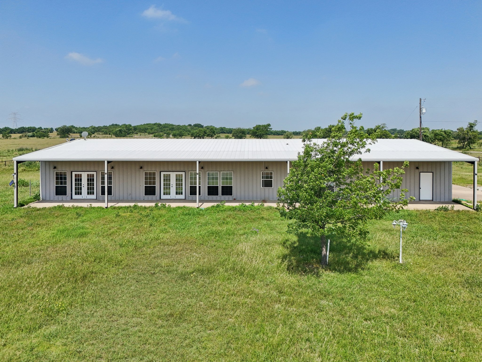 County Rd 1228-2305-001.jpg