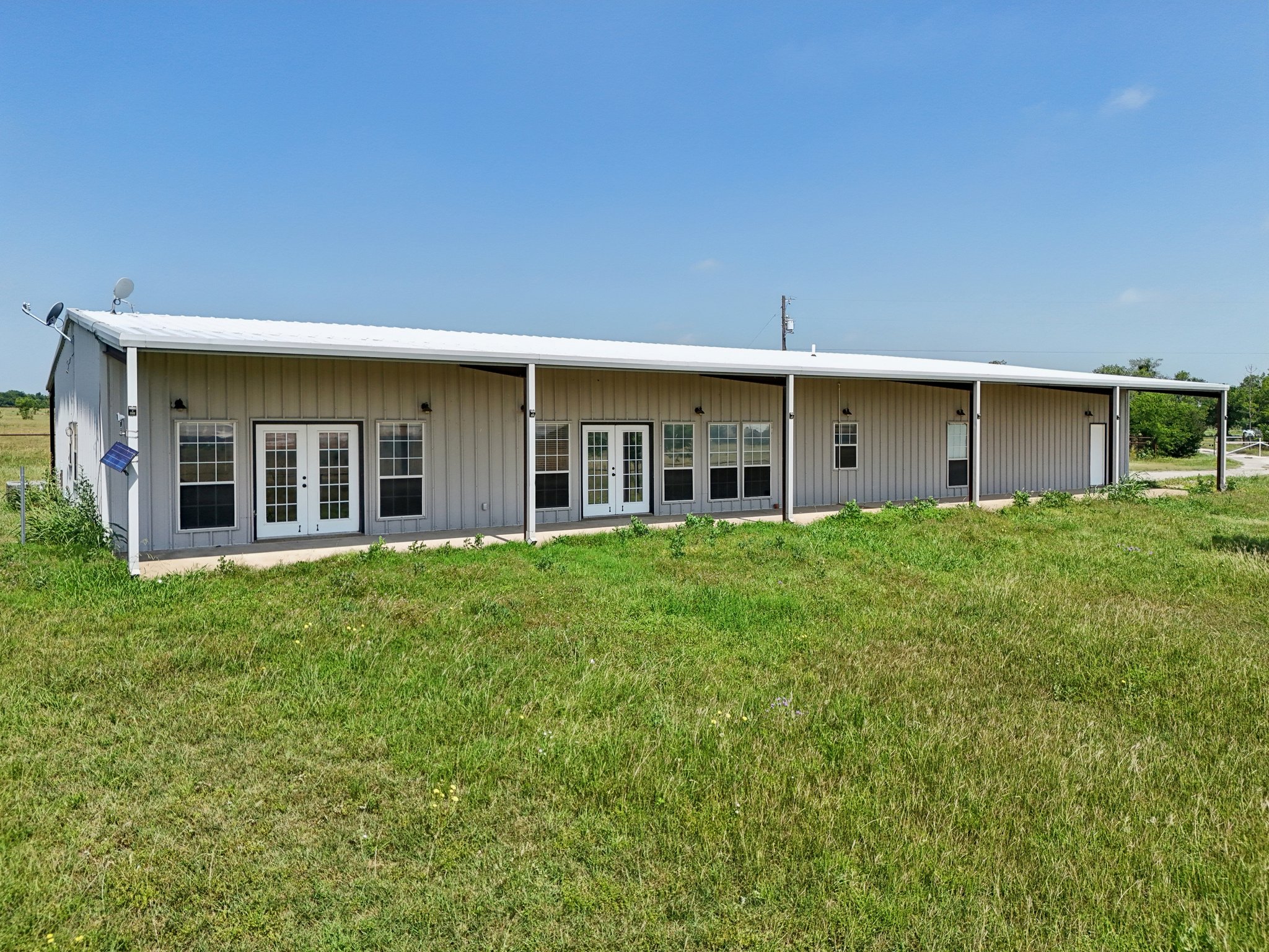 County Rd 1228-2305-004.jpg