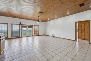 County Rd 1228-2305-007.jpg