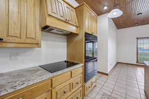 County Rd 1228-2305-020.jpg