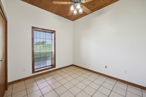 County Rd 1228-2305-023.jpg