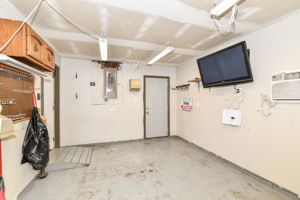 Workshop/garage
