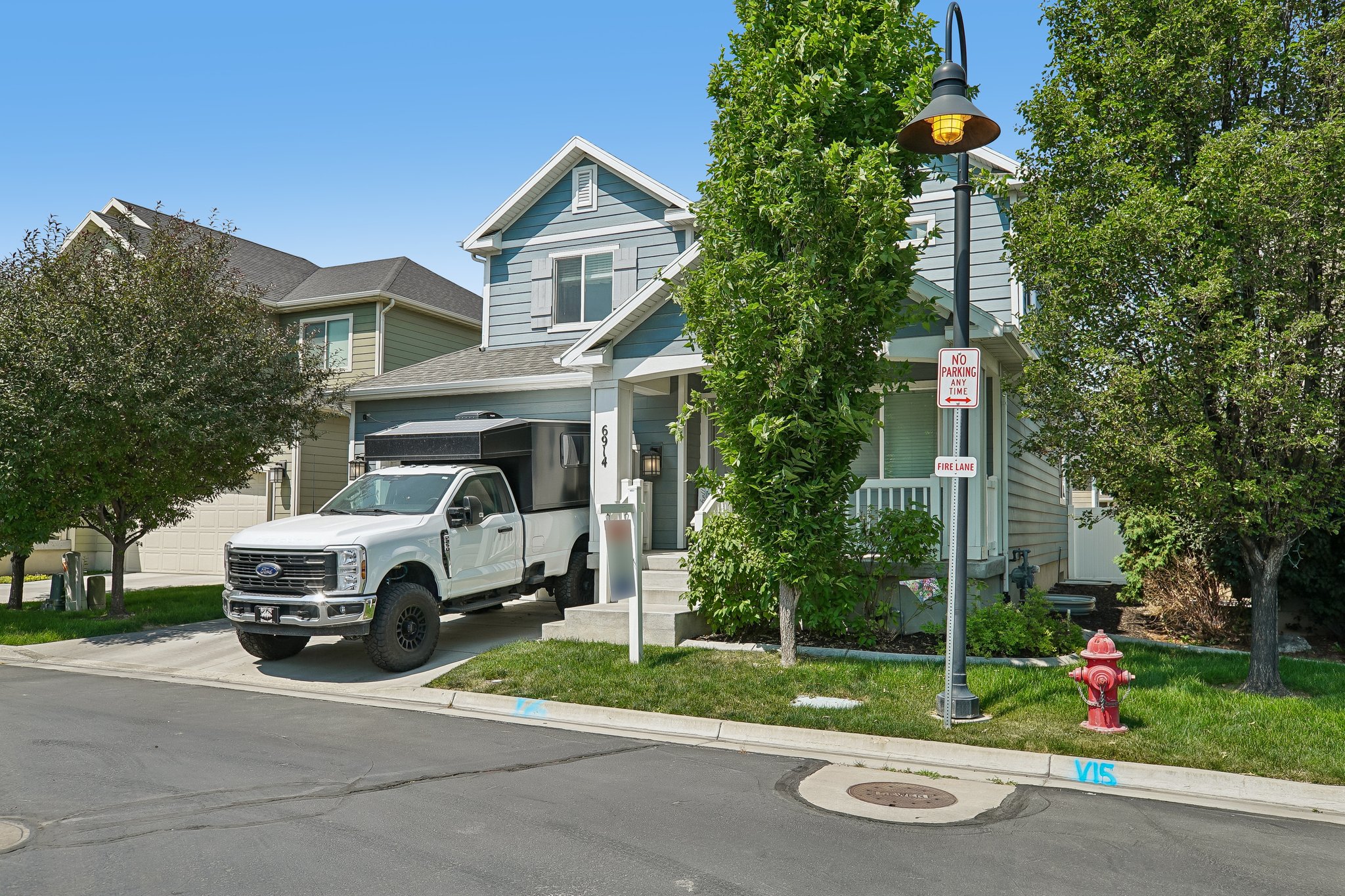 S Mysteria Ln-S2506-003.jpg