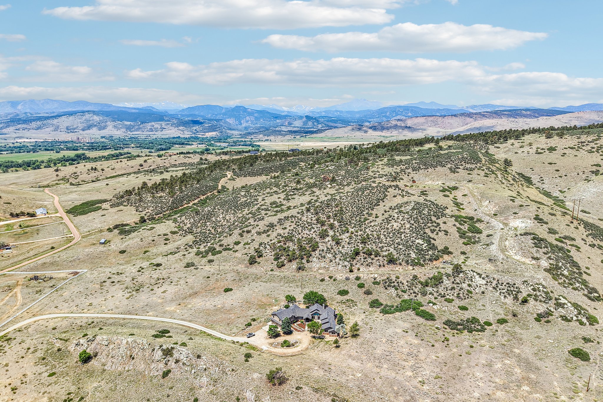 Rabbit Mountain Rd-S2406-066.jpg