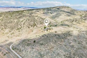 Rabbit Mountain Rd-S2406-065.jpg