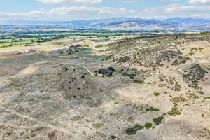 Rabbit Mountain Rd-S2406-072.jpg